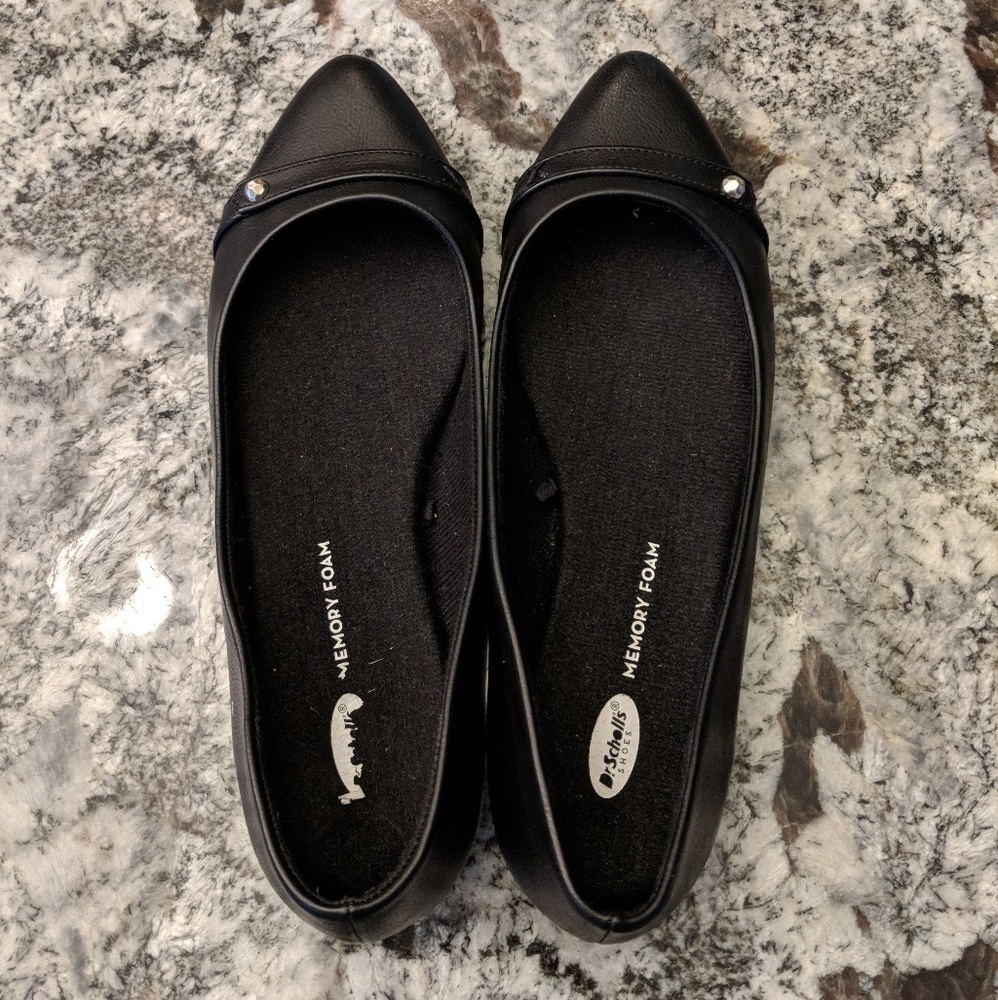 Dr. Scholl's memory foam black flats 7.5 W